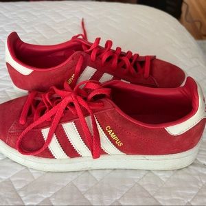 Adidas Sneakers